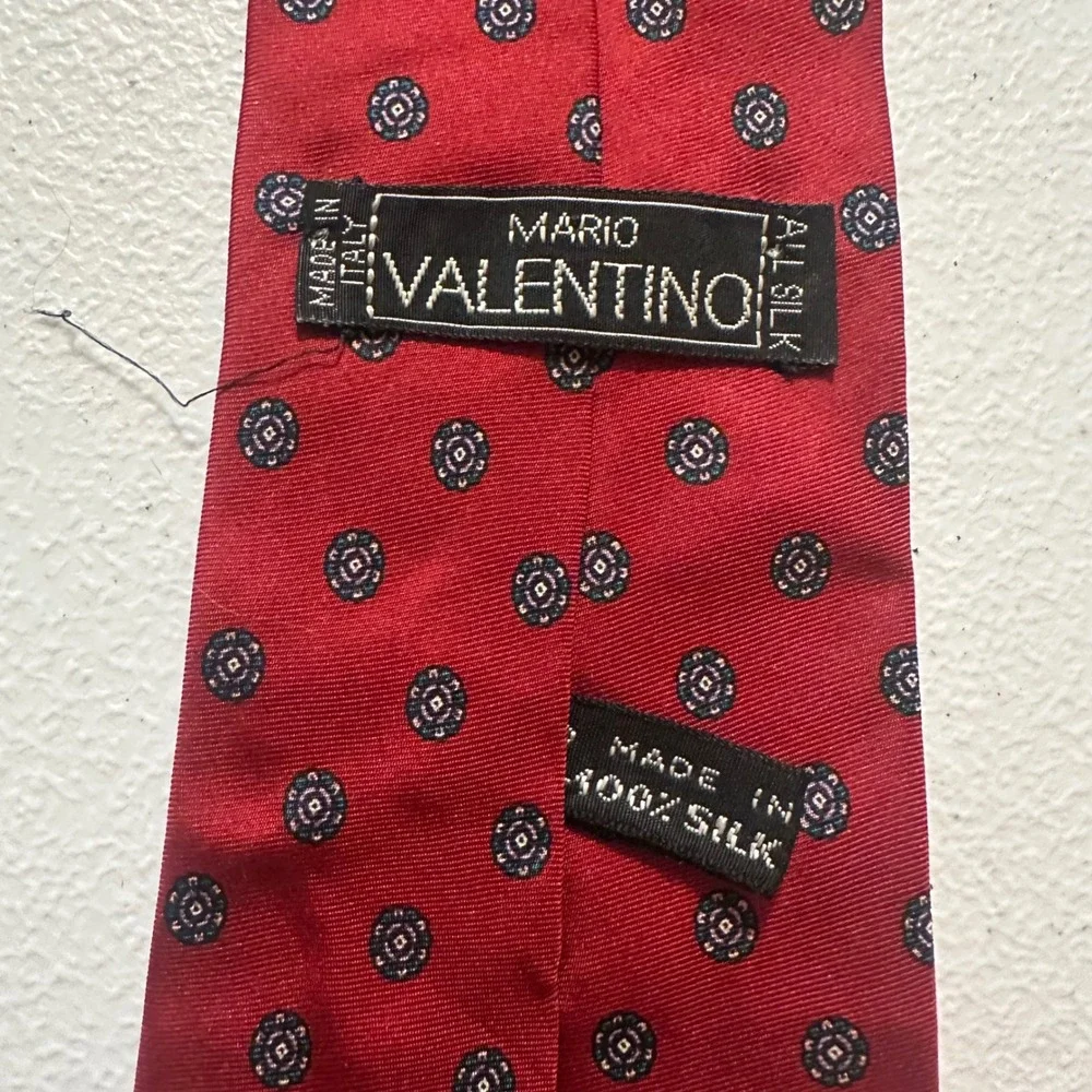 Mario Valentino mario valentino